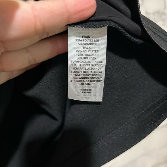 Halogen Black Media Sleeveless Top - Picture 8 of 9